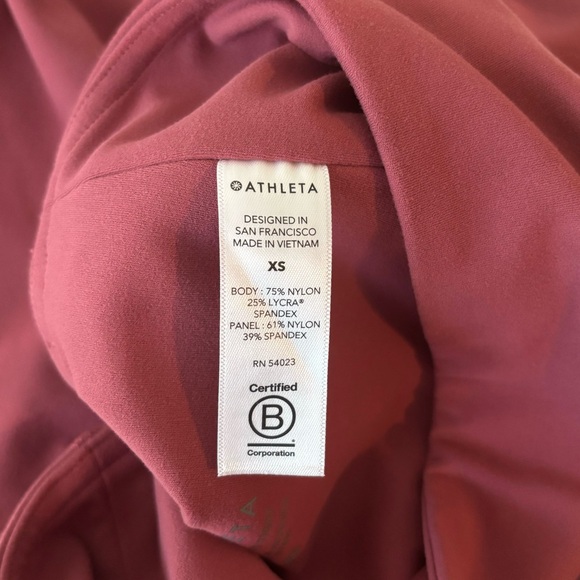 Athleta Luxe Mesh Lace 7/8 Tight Leggings Victorian Berry Pink Size XS - Picture 9 of 11